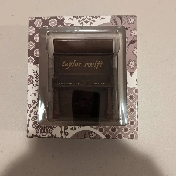 Taylor Swift Ornament Willow Piano Evermore Album Christmas Tree Holiday Present - Picture 3 of 12